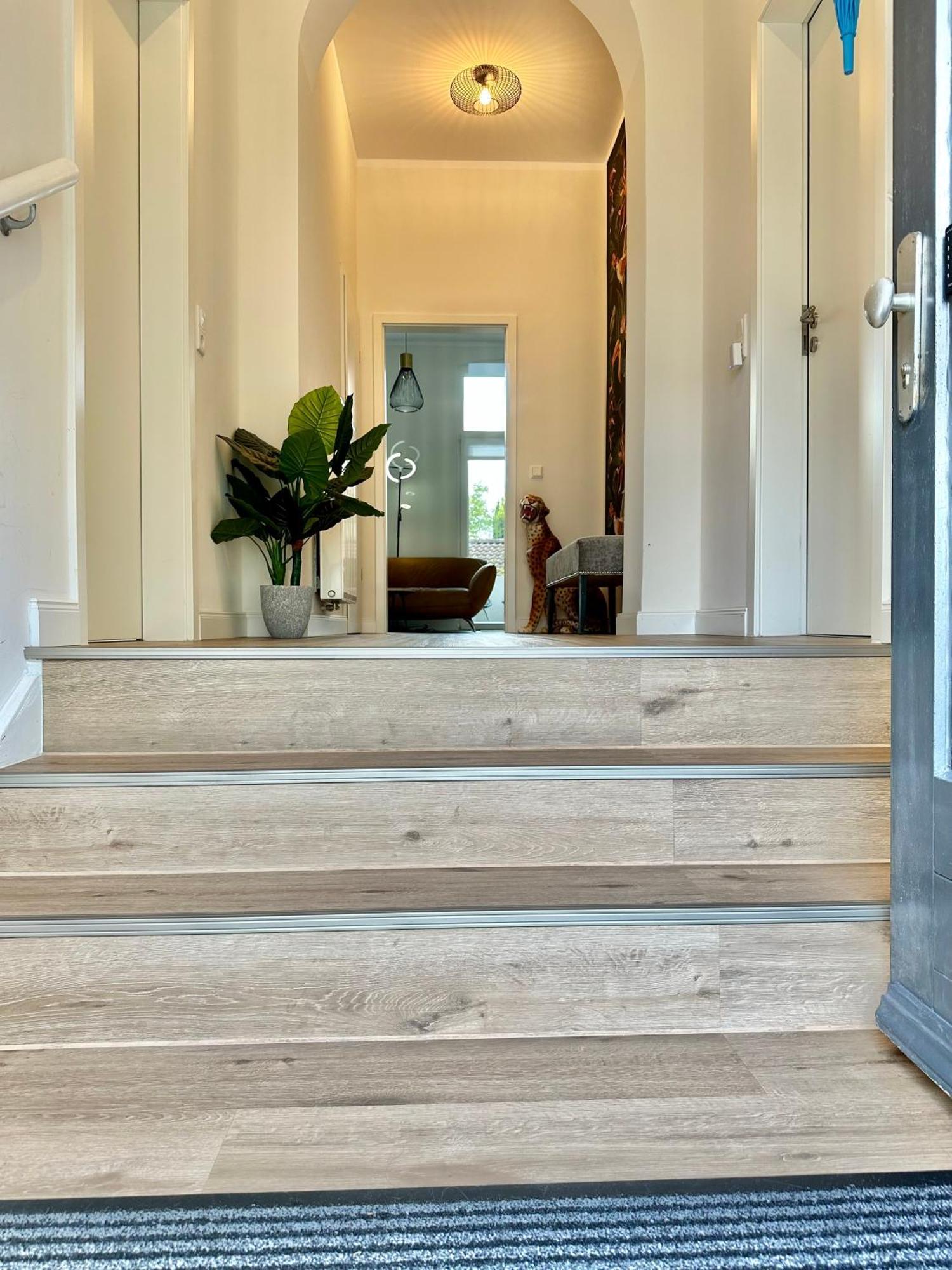 Exklusives City-Apartment Im Herzen Oldenburgs Mit Balkon Und Parkplatz A36 Exterior foto